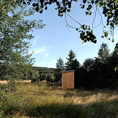 Charming Tiny House In The Meadow Casa de Férias Świeradów-Zdrój