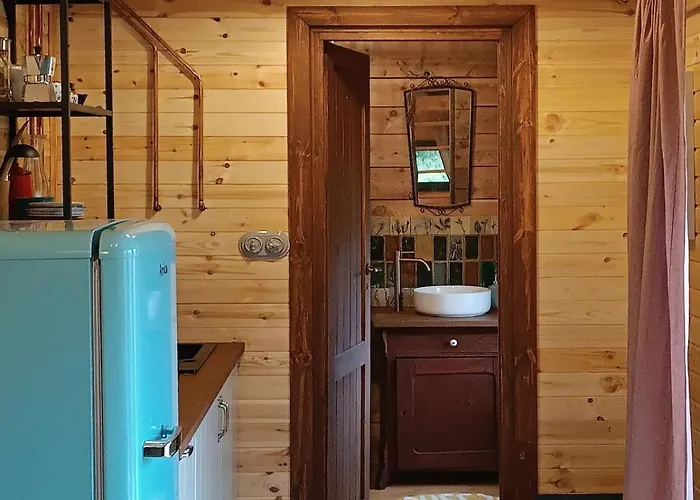 Сasa de vacaciones Charming Tiny House In The Meadow Świeradów-Zdrój