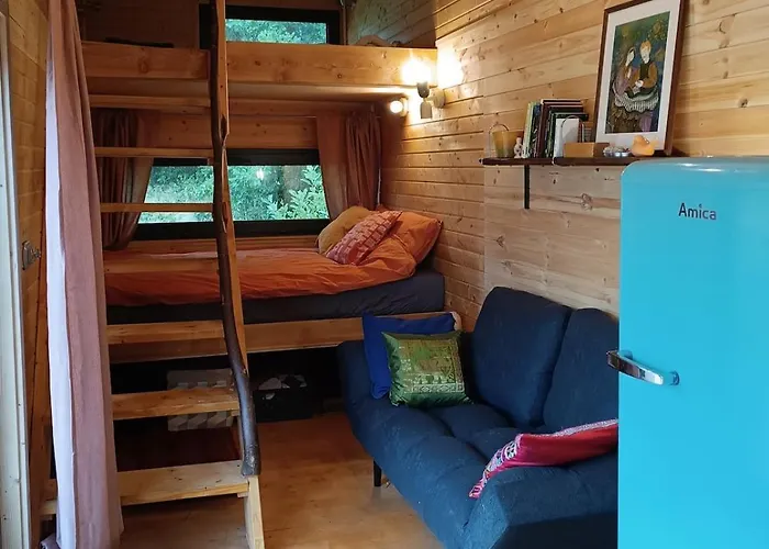 Сasa de vacaciones Charming Tiny House In The Meadow Świeradów-Zdrój